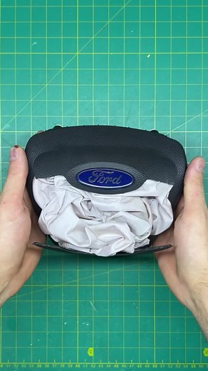 Восстановление подушки безопасности Ford Escape
