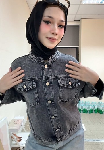 Muslimah-Friendly Denim Outfit Ideas for Women