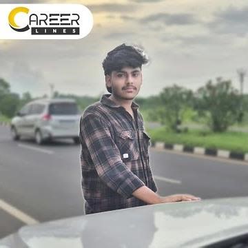Meet Vetrivelu, a passionate student from the Web Developer Course at Career Lines 💻\n\nFrom learning
