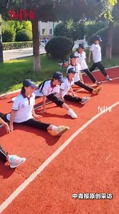 15K views · 922 reactions | Amazing! Dance students pulled off a flawless “splits relay” on the playground, so smooth and stunning! #AmazingFeat | China News 中国新闻网 | Facebook