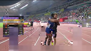 21-year-old Grant Holloway shocks the world to win the men's 110m hurdles world title. | World Athletics