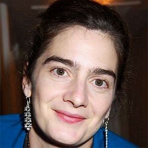 Gaby Hoffmann Boyfriend 2025: Dating History & Exes - CelebsCouples