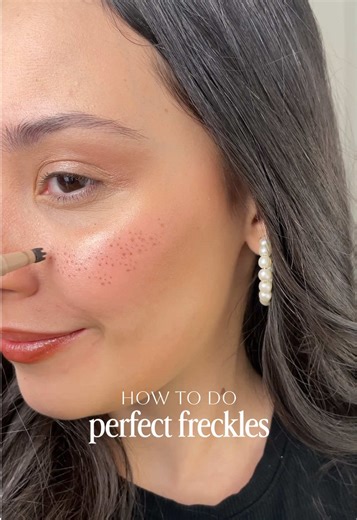 My favorite freckles pen for a sunkissed makeup 🤎✨ #beauty #freckles #sunkissed