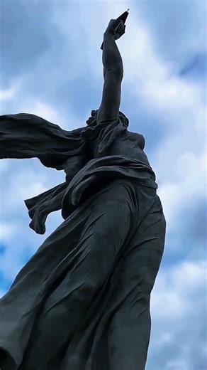 World's Largest Women Statue In Russia | #women #trending #viral #putin #ytshorts #russia