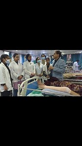 A young student was curious to know why a bandage was tied to a patient’s leg and a brick was hung from it. Dr. Abhishek Shukla, Geriatrician, explained the medical reason behind this practice. He said that as the age of patients increases, they fall into the geriatric age group, where bones become weak due to osteoporosis and joints lose strength. In this particular case, the patient has suffered a fracture of the neck of the femur, which is a common injury in elderly patients after a minor fal