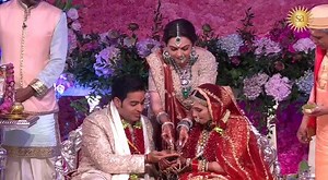 2M views · 4.8K reactions | India's most affluent wedding . We Loved the music played ! And indeed mommy is @nitaambani5 showering love & blessings on the bride & the groom . @akashambani_ @shloka_mehta_official #ambaaniwedding #ambaniwedding #akashwedsshloka #fatindianwedding #indianweddingrituals #nitaambani #momlove Akash ambani Shloka Mehta Aakash Ambani Vs shloka mehta rosy diamond Nita Ambani Mukesh Ambani | UNIMO Universe of Moms | Facebook
