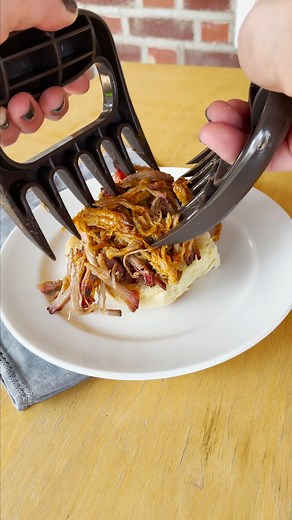 1.3M views · 1.1K reactions | Whether you're making pulled pork sandwiches for game day, or shredding chicken for the week, these✨ meat claws✨ will do the trick. They're one of those things that you don't think you actually need until you have them! Get them on Amazon now: https://amzn.to/2YmmQKd (We may make  from these links!) | Food Network | Facebook