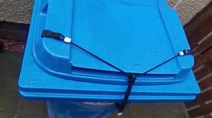 Wheelie Bin Lid Lock/strap: Black/blue Clip, Closed Handle 240L - Etsy Canada