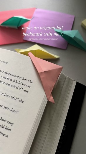 make an origami hat bookmark w me :) full tutorial on my yt if yall need it! #origami #papercraft #diy #easyorigami #beginner #fyp
