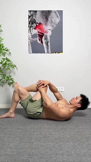 When you pull this position apart, you will know how comfortable the waist is! # Waist Relax # Stretch Relax Muscles # Piriformis Syndrome