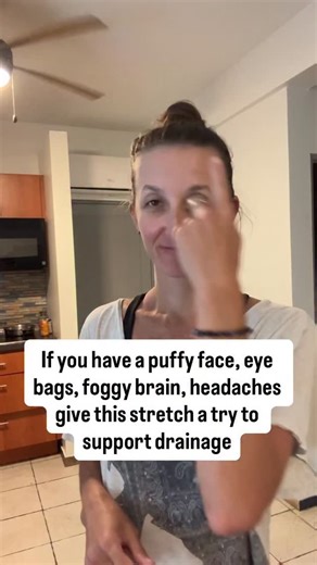 Drainage & Detox Specialist | Dr Caitlin Czezowski on Instagram: "Those tiny muscles at the base of your skull? They do way more than hold your head up. The suboccipital muscles sit right where the head meets the neck and when they’re tight, overworked, or stuck in a constant state of tension, they can mechanically restrict normal fluid movement out of the head. Here’s why that matters 👇 • Venous blood • Lymphatic fluid • Cerebrospinal fluid (CSF) All rely on open, mobile pathways through the u