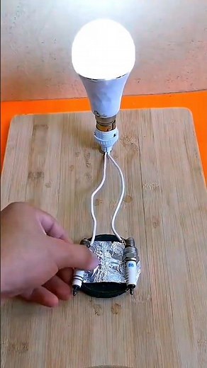 💡Magnet Bulb Glow experiment? #experiment #lifehacks #science