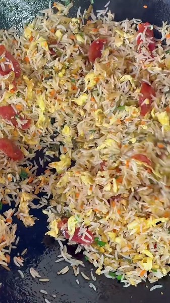 Authentic Chinese Egg Fried Rice | Easy One-Wok Street Style Recipe #shorts #streetfood