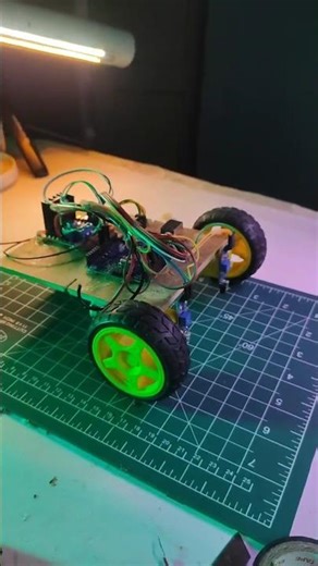 Line following robot by using ardiuno 👍#gcgelectronics #bestproject