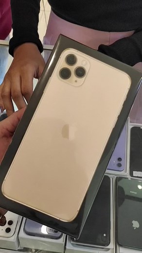 Unboxing Brand New iPhone 11 Pro Max 256gb @ 13,500 DP!