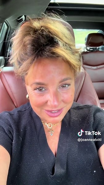 😅 what a day! 3 colors, 5 haircuts , 1 highlight and a balayage! Not to bad 🥰 @Redken Pro @Redken @Pureology @framar @L’Oréal Paris @behindthechair.com #hairtiktok #hair #hairtransformation #hairtok #hairinspo