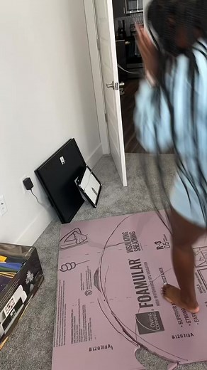 see how we DIY’d a photo backdrop!! #eventplanning #eventplanner #hostingtips #partyplanning #photography #photobooth #events #eventdecor #diyproject