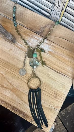 ➡️ DESIGN ALERT ➡️ JUST DROPPED ON FAIRE Limited quantities on many of these New Designs. Silver is making a come back. #handmadejewelry #boutiquejewelry #artisanjewelry #madeintheusa #handmade #uniquejewelry #newdesigns #shopsmallbusiness #wholesale | Scooples Jewelry