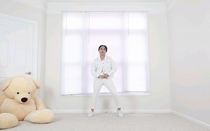 lisa rhee翻跳防弹少年团《boy with love》舞蹈