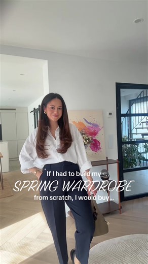 If I had to build my spring wardrobe from scratch, I would buy these few things: #scarf #fashiontips #capsulewardrobe #fashionhacks #officeoutfit