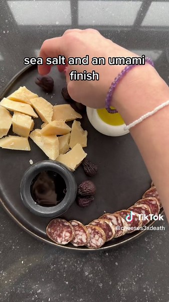 Might sound basic but she’s in my top 3 and always in my fridge 🙏#parmigianoreggiano #parmigiano #cheesetok #cheese #italiancheese #cheeselover #cheesechurch #parmesan