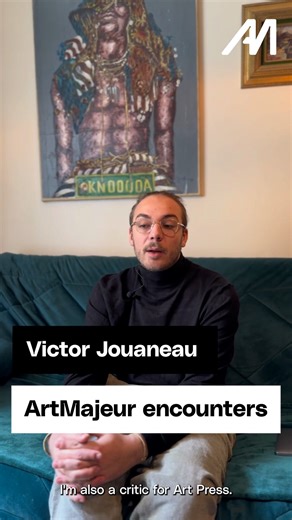🖼️ Who’s behind an art selection? Often, working behind the scenes, there's a curator. 🎙️ Victor Jouaneau is one of them. After studying law and the art market, he chose to focus on contemporary art, with a particular interest in African art scenes. As a critic, art advisor, and recipient of the Entrepreneurial Trailblazer award, he has collaborated with institutions like Sotheby’s, Afikaris, and ArtPress. 👀 Spoiler alert (a gentle one, but still!): In the interview, he reveals: – the technic