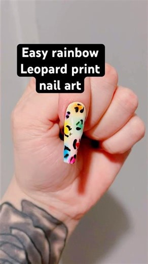 Easy leopard print nail art diy tutorial for beginners #nails #nailart #naildesign #nailtutorial