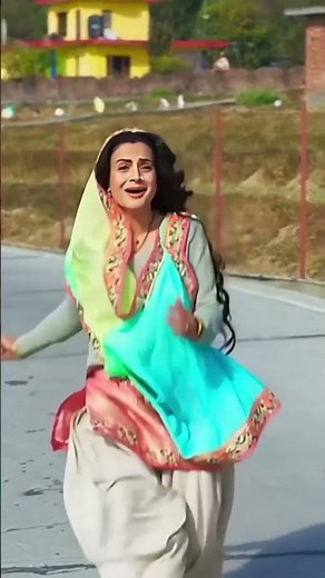 पर्वत कितने पहरे उच्चे होते है #lovesong #shortfeed #gadar #amishapatel