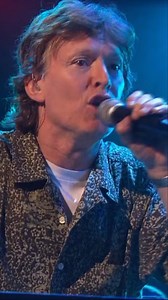 Steve Winwood & Carlos Santana with "Why Can’t We Live Together" | Play It Live