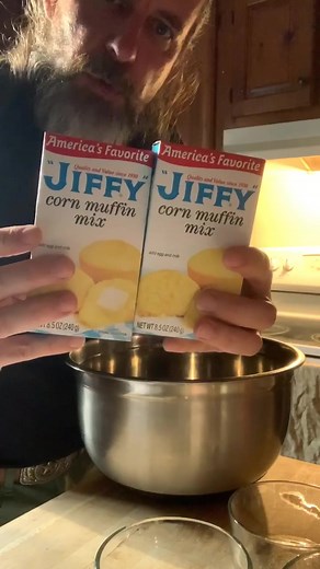 Delicious Homemade Cornbread Cake Recipe