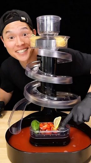 He built a WATERPARK made of SPAGHETTI ‪@BayashiTV_‬