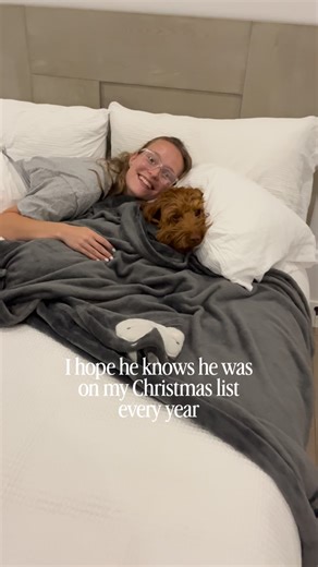 Finn & Alex | Pet & UGC Creator on Instagram: "When I was 5, I received a FurReal Friends animatronic dog named Scamp for Christmas🙈 Not the dog I wanted, but we were working on it. Please watch till the end, I promise you’ll laugh😂 Growing up, I was in French immersion until I was 10 years old. Because of this, my English spelling and writing was not very good🫣 This diary entry is from 2008 and I have it still because I’m a hoarder 😂 #funnydogs #australianlabradoodle #puppy #christmaswishli