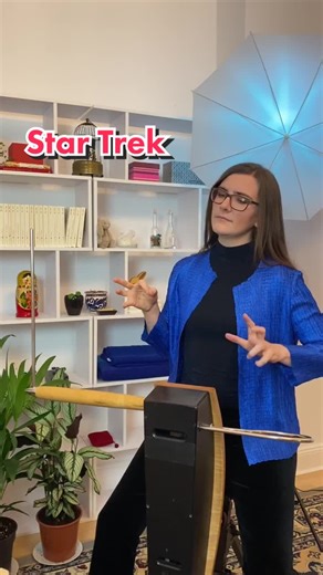 Proper #theremin sounds 🖖 #startrek #trektok #trekkie #fyp | Theremin