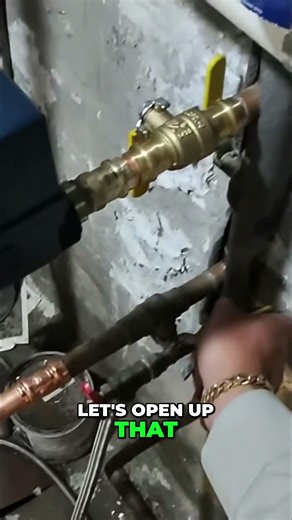 Pro Pipe Installer Reveals Secret Insulation & Fitting Tricks! #shorts