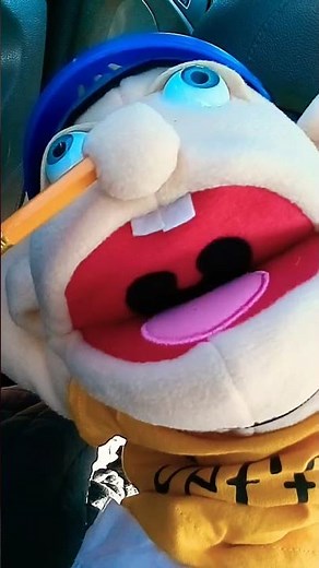 JEFFY SINGS FORTNITE BATTLE PASS!!