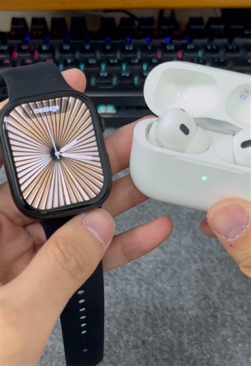 Si andas buscando smartwatch y audífonos, mira este combo. 👀 Dos cosas que usas diario, en un solo paquete. 🔥#SustosyOfertas #seasonaltrend #smartwatch #foryou #Gadgets