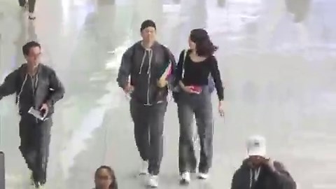 If you're a professional athlete, you really should marry another tall, athletic person.Otherwise you're setting your children up for failure.