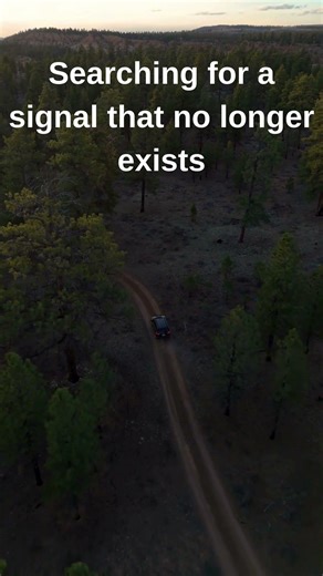 Searching for a signal... 📻 | Tape 008: Radio Static #Nightfallrec #Shorts