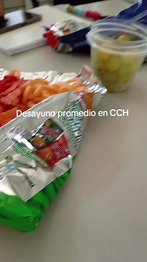 pero en la UNAM 👻 #cch #paratiiiiiiiiiiiiiiiiiiiiiiiiiiiiiii #cchvallejo #desayuno