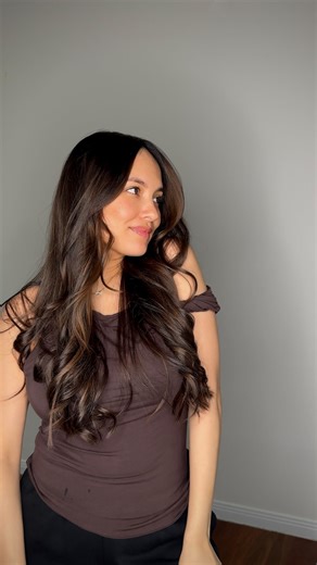 Sarah Paul on Instagram: "Chocolate Touch Colour Fresh Mask Review 🍫🤎🧸 Read FULL review below! @wellahair When I initially dyed my hair i wanted a warm brown balayage, but it came out very ashy, blonde and had washed me out so much! Blonde is not my colour, so I went on a mission finding the right product to tone my hair without getting rid of the beautiful highlights I spent so much money on! (Permanent or box dye was NOT an option.) keracolor clenditioner is HIGHLY recommended, but it did i