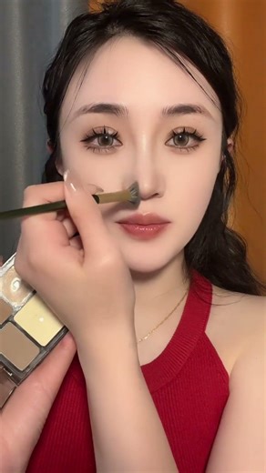 #Before contouring vs. after contouring, this four-color contouring product is very long-lasting