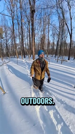 Nothing beats the outdoors #snowshoe