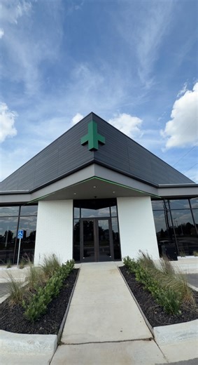 One of the BIGGEST flower shops in the USA is in Louisiana #theapothecaryshoppe #lafayette #louisiana | The Apothecary Shoppe