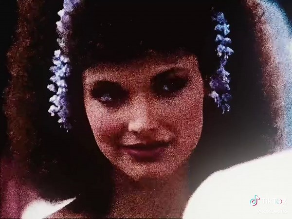 Scarface: An In-Depth Exploration of the Iconic Film