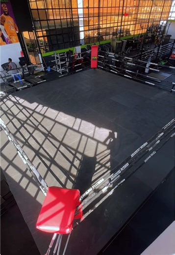 The i.ZONE boxing ring is officially here. 🥊 This is where focus, discipline, and power come together. #everydayisachoice #izonefitness #boxing