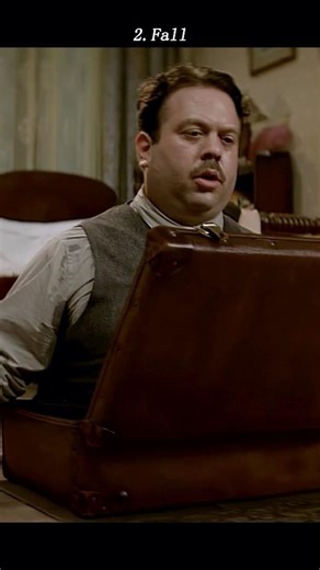 No-Maj in Paradise: Jacob's FIRST TIME Inside Newt's Suitcase! 😂 | Fantastic Beasts Scene Breakdown