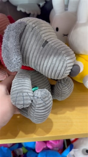 Jessica on Instagram: "I’m still thinking about this gray Snoopy from Tokyo Japanese Lifestyle. Maybe I need to go pick him up… #snoopy #peanuts #tokyojapaneselifestyle #rement #japanese"