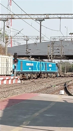 train changing line from loop to main.#india#train#indianrailways