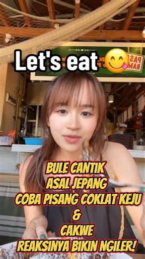 Japanese Bule Tries Banana Chocolate Cheese & Cakwe, Her Reaction Makes You Drooly! #viralvideo #...