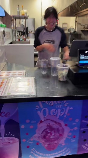 just a normal day for a bobarista 🤭#boba #ugh #bobarista